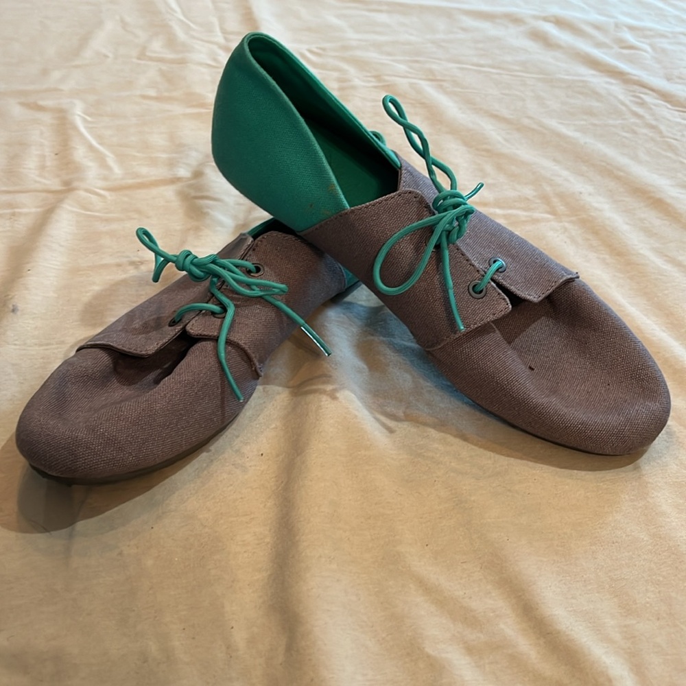 Volcom Soul Mates grey combo color with teal. Women’s size 8.5 width B medium. - Picture 14 of 15
